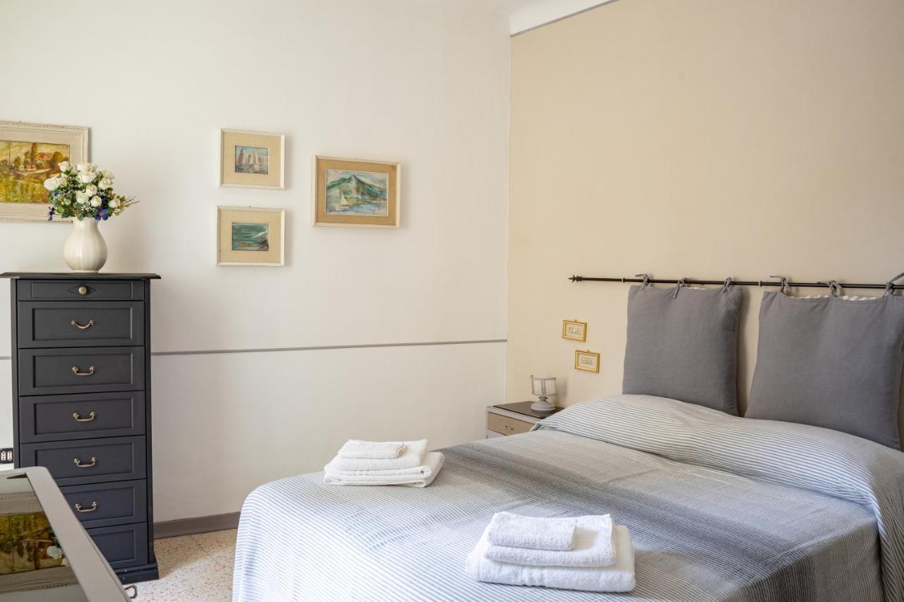 Casa Vacanze Nel Centro Storico Di Fermo Happy Song Екстер'єр фото